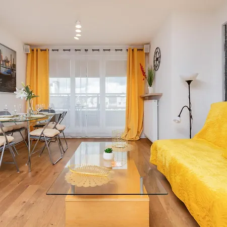 アパート Zaruskiego 3-bedroom By Renters *